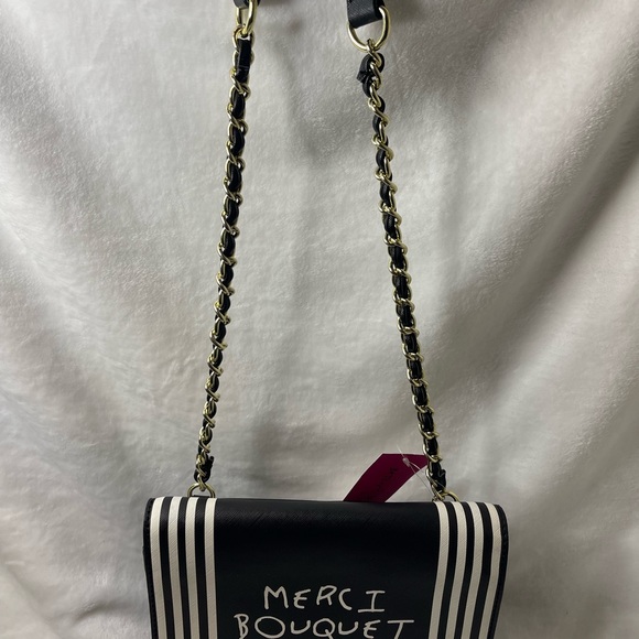 Betsy Johnson shoulder bag, NWT - Picture 2 of 12